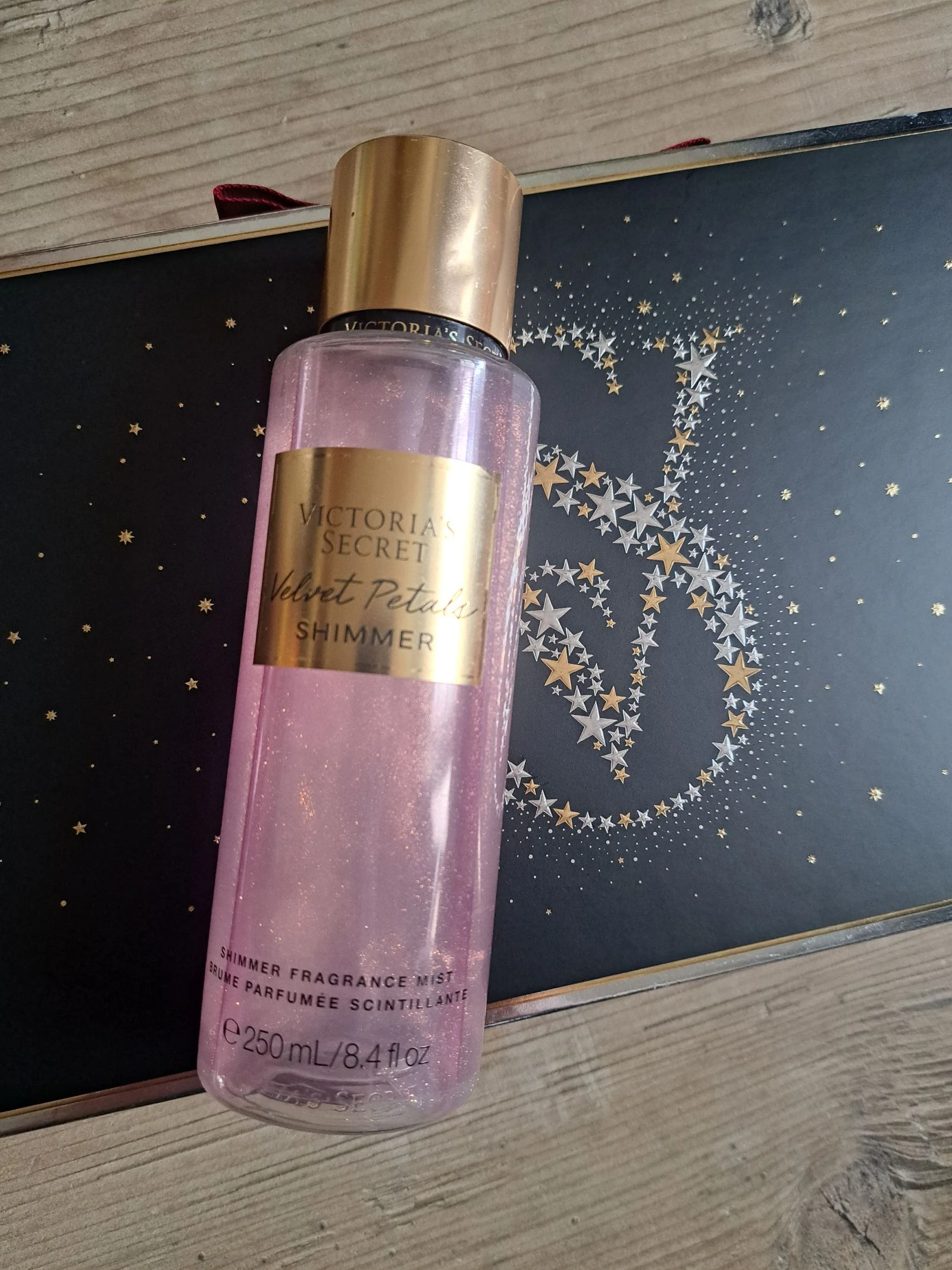 Spray corporal perfumado Victoria's Secret Velvet Petals Shimmer – photo 2